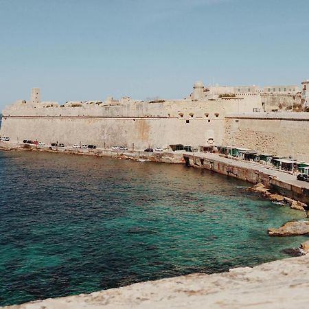 Capital Hideaway Lägenhet Valletta Exteriör bild